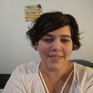 Meet your Posher, Stacy